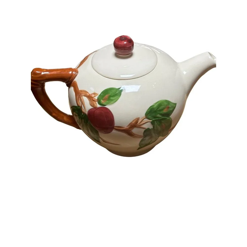 Franciscan Teapot with Lid Pour Spout Minor Crack‎
